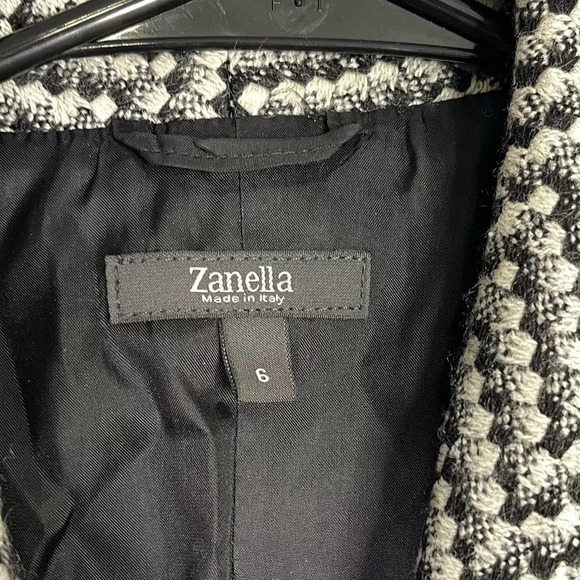 Zanella Italian Black and White Herringbone Blazer - Size 6 - Picture 3 of 6